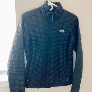 NORTH FACE PUFFER JACKET